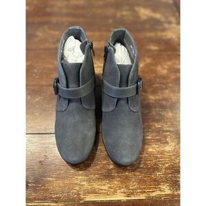 Trotters Mindy' Wedge Bootie